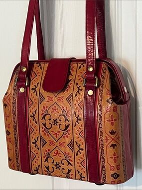 Vintage Tooled Leather Embossed Hardshell Handbag